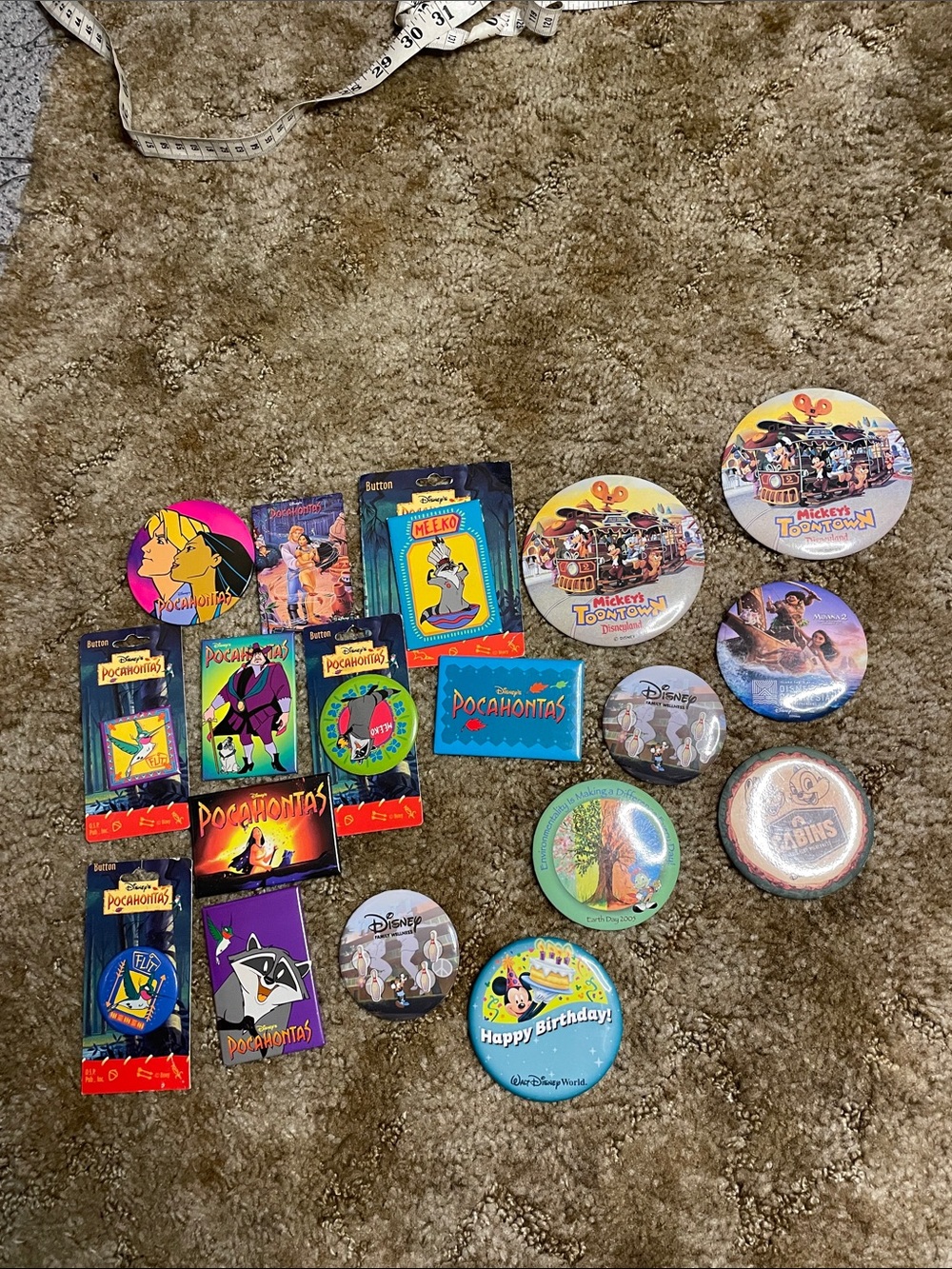 Disney Characters Souvenir‎ Pins